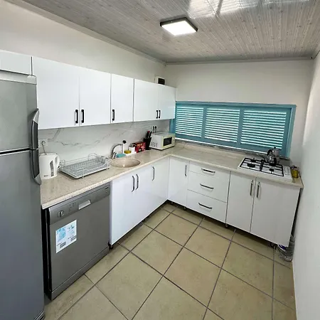 Bed & Breakfast Enjoy 2*